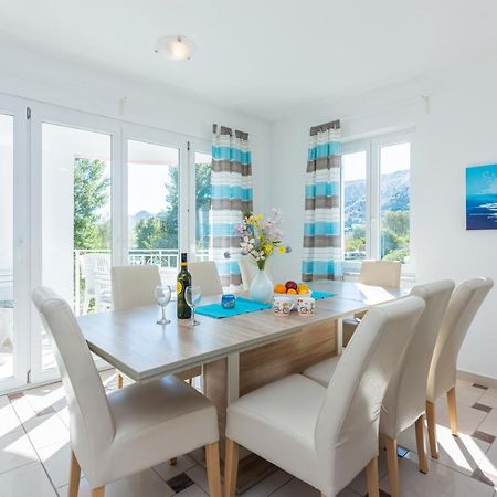 Beautiful Apartment Lovorka 6 , Baska, Krk Dış mekan fotoğraf