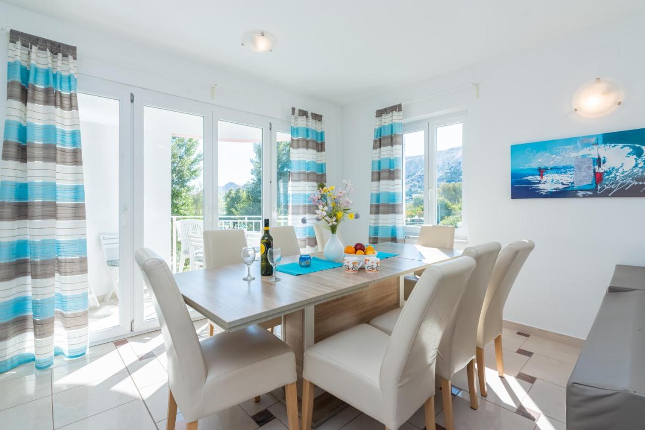 Beautiful Apartment Lovorka 6 , Baska, Krk Dış mekan fotoğraf