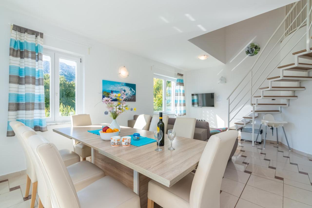 Beautiful Apartment Lovorka 6 , Baska, Krk Dış mekan fotoğraf