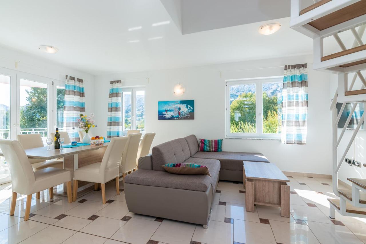 Beautiful Apartment Lovorka 6 , Baska, Krk Dış mekan fotoğraf