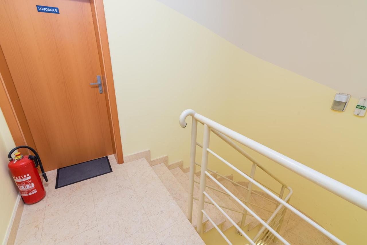 Beautiful Apartment Lovorka 6 , Baska, Krk Dış mekan fotoğraf